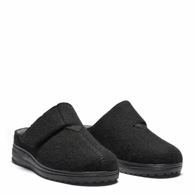 Womens slip-in with adjustable strap Black